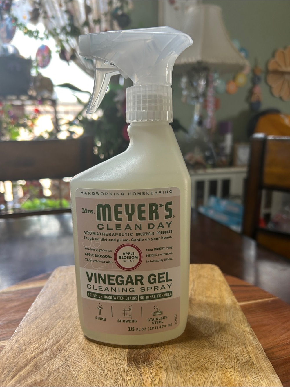 Mrs Meyer’s Clean Day APPLE BLOSSOM Scent Vinegar Gel Cleaning Spray 16 Fl Oz